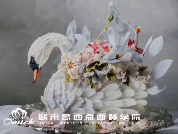 <b> 零基础能学会西点西餐么？小欧帮你解答！</b>